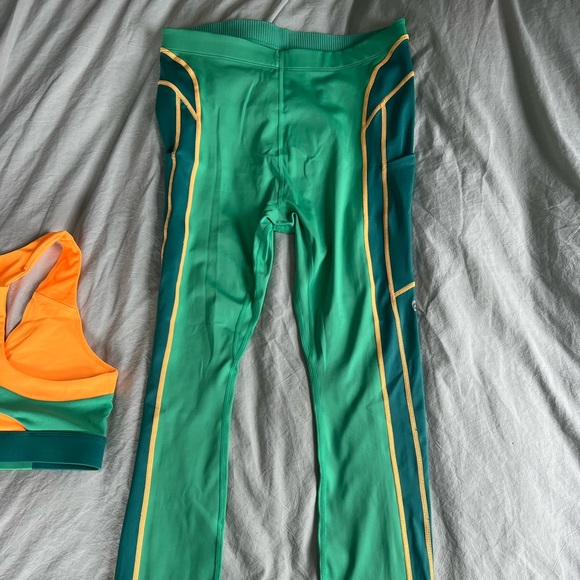 Workout set! - Picture 7 of 7